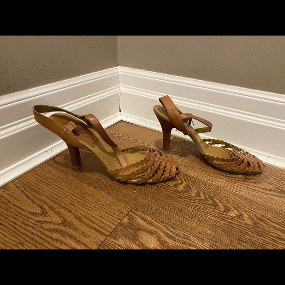 Womens Arezzo Heels - Picture 2 of 4